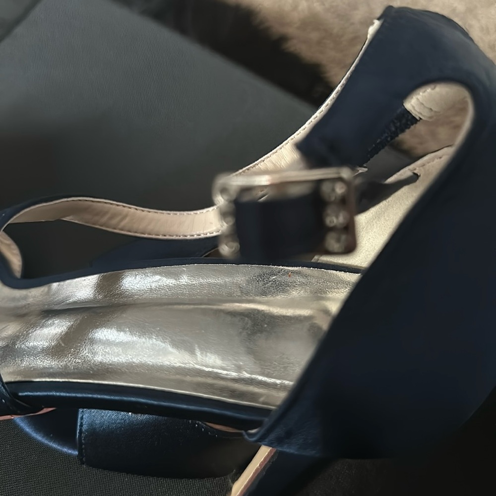 Blue cloth lady shoe